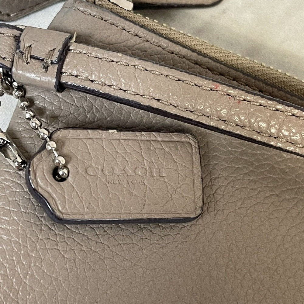 Coach Leather Wristlet Wallet Tan E1777-54052 - Picture 8 of 10